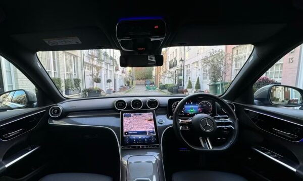 Mercedes-Benz C-Class 2023 - Image 5
